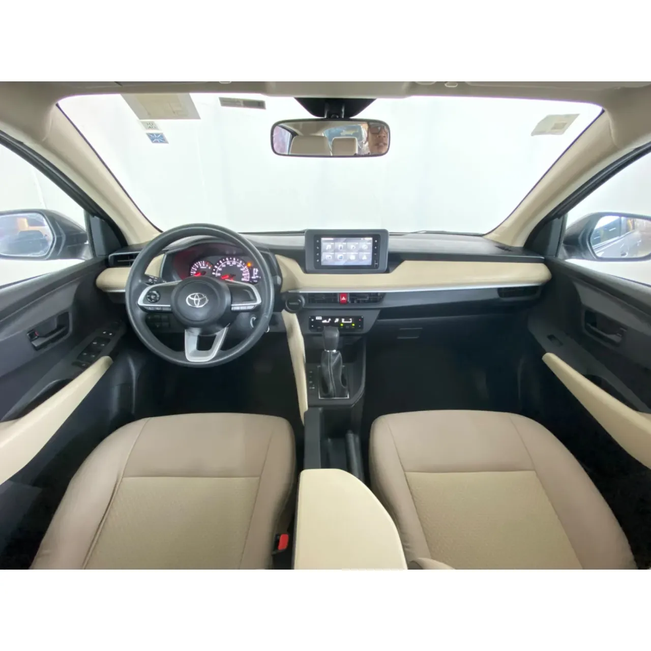 Dashboard & Controls