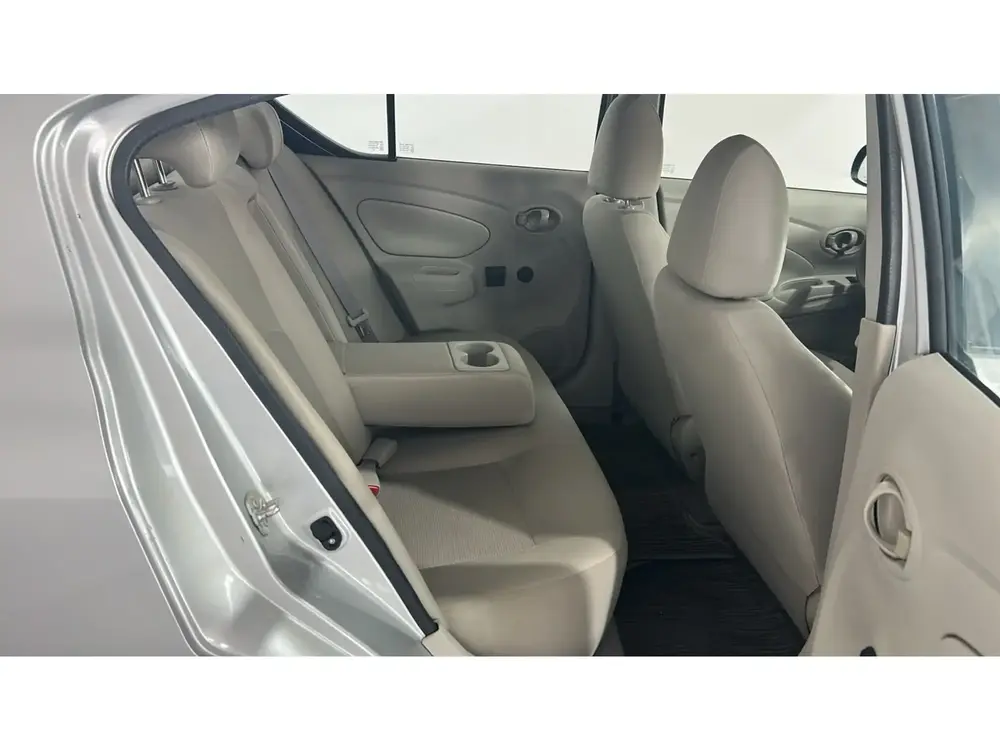 Nissan Sunny STD 2024