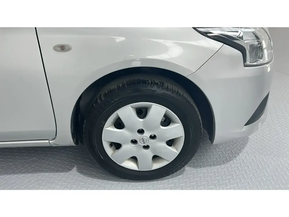 Nissan Sunny STD 2024