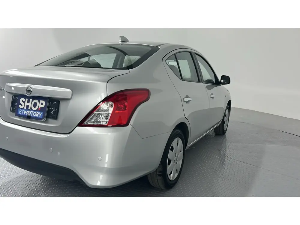 Nissan Sunny STD 2024