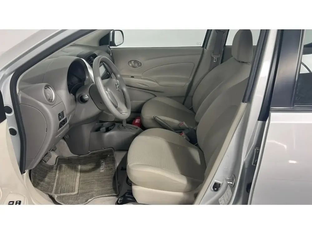 Nissan Sunny STD 2024