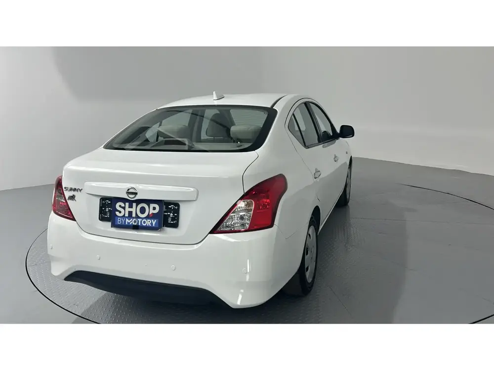 Nissan Sunny STD 2024