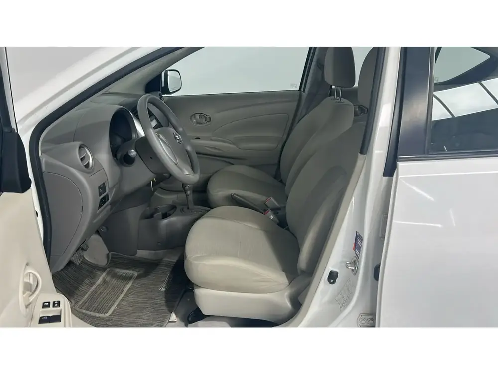 Nissan Sunny STD 2024