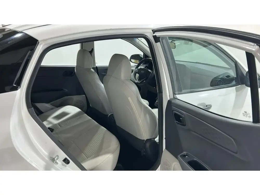 Hyundai GRAND i10 FLT 2024
