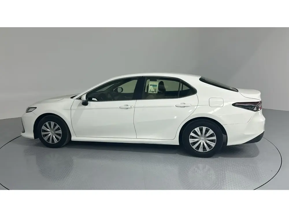 Toyota Camry LE 2024