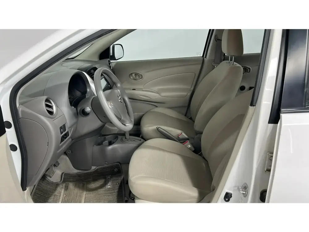 Nissan Sunny STD 2024