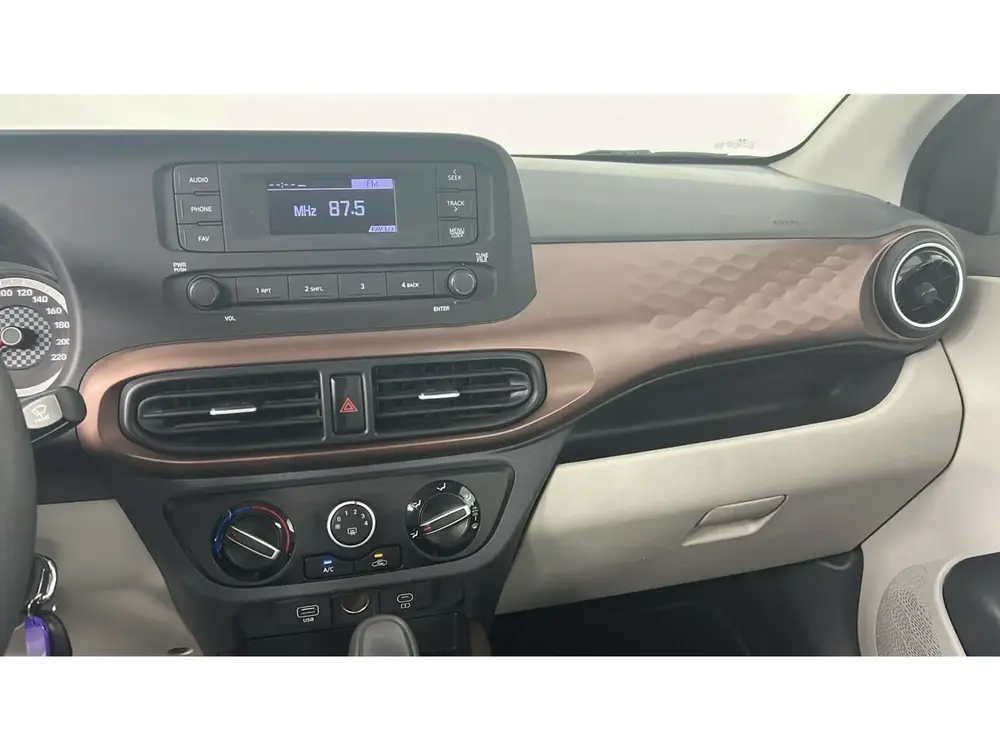 هيونداي جراند i10 فليت 2024