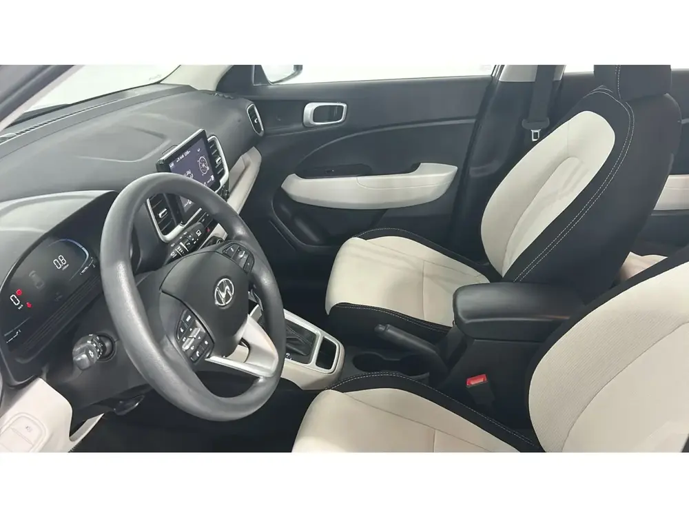 Hyundai Venue Smart 2024