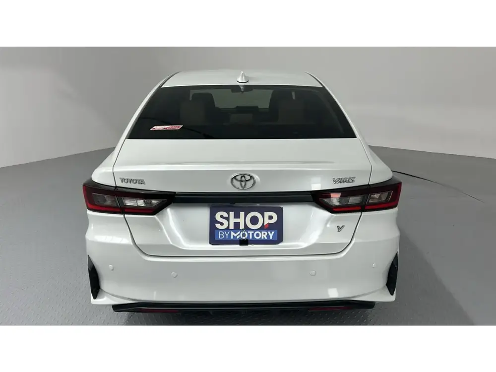 Toyota Yaris Y 2023