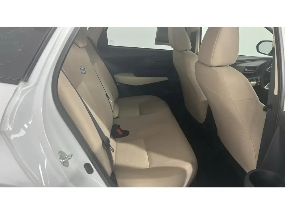 Toyota Yaris Y 2023