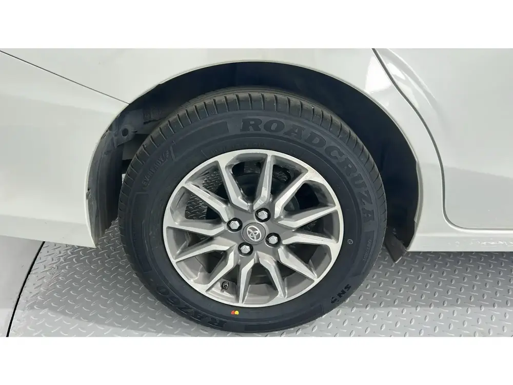 Toyota Yaris Y 2023