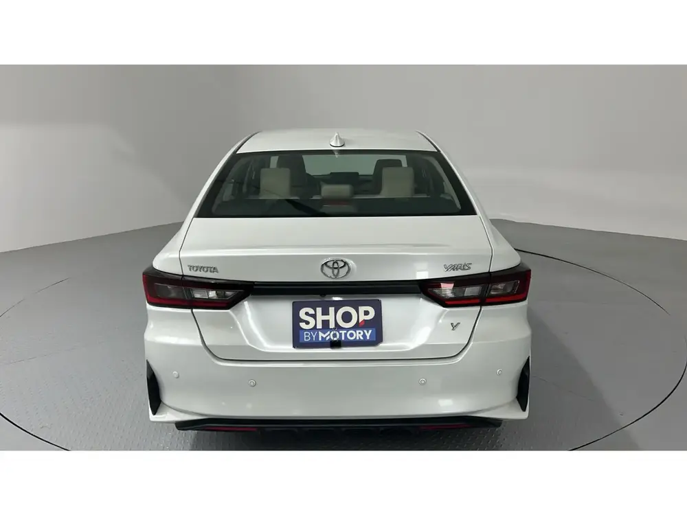 Toyota Yaris Y 2023