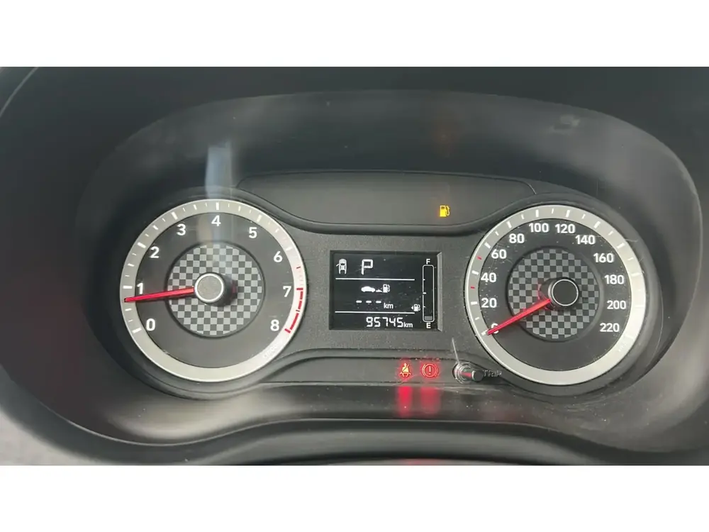 هيونداي جراند i10 فليت 2024