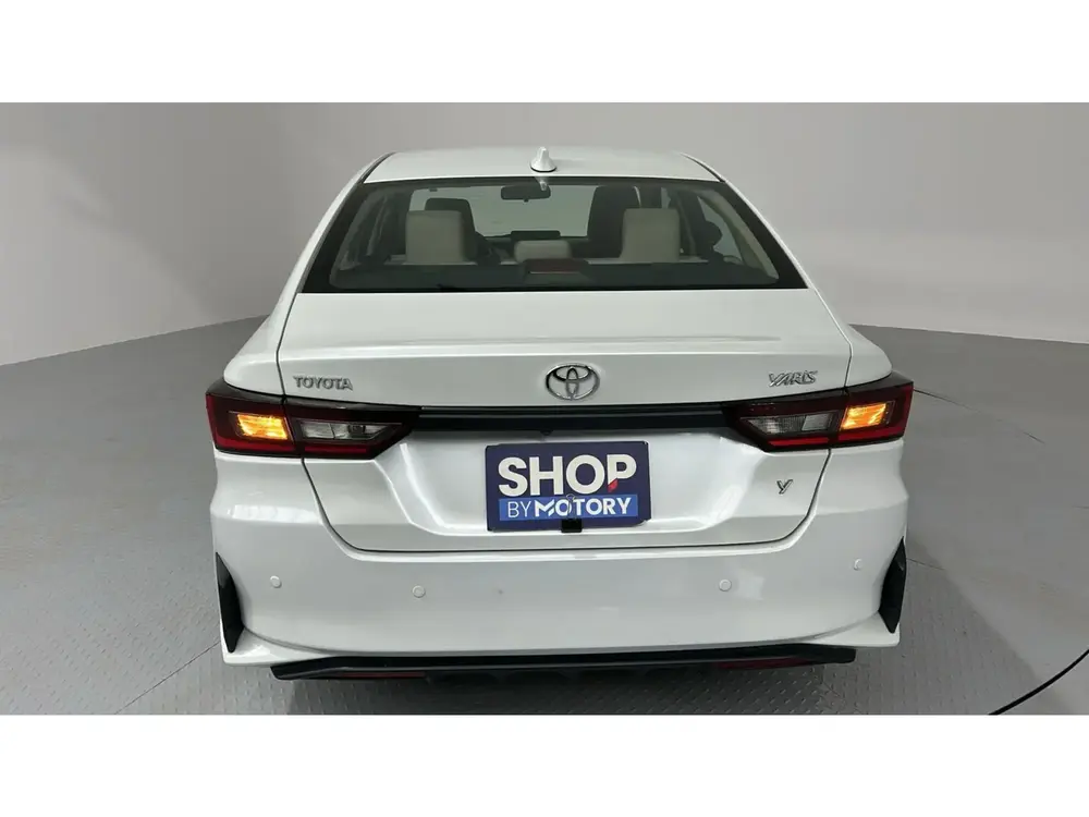 Toyota Yaris Y 2023