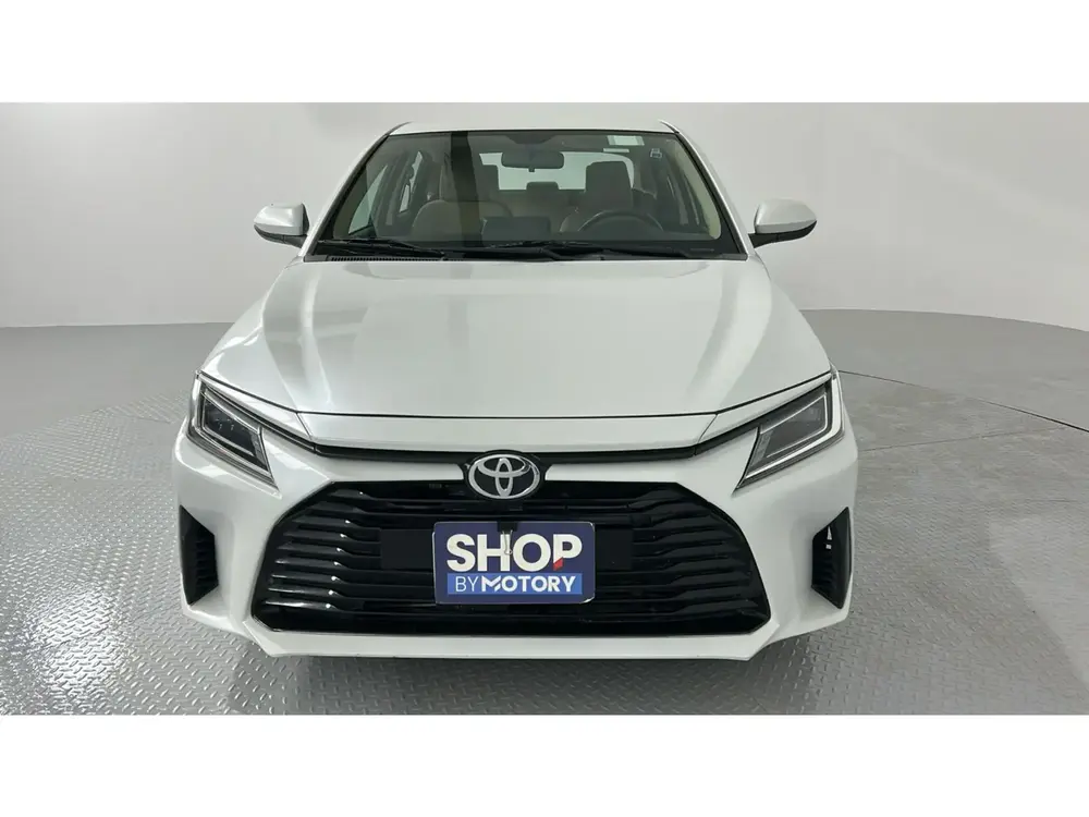 Toyota Yaris Y 2023