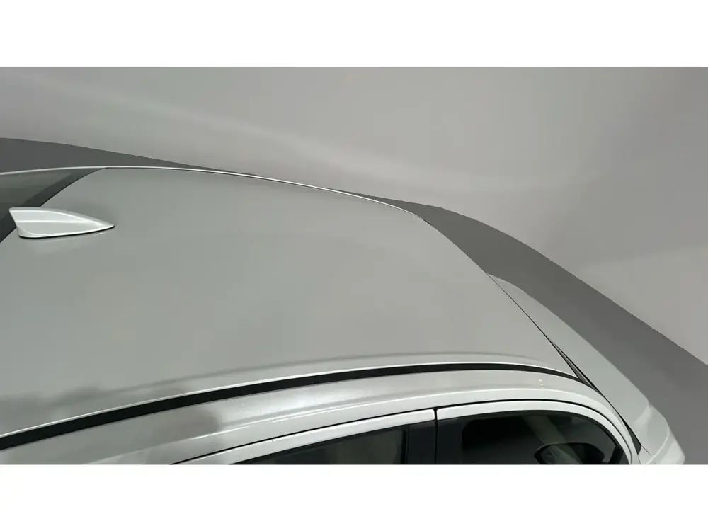 Toyota Yaris Y 2023