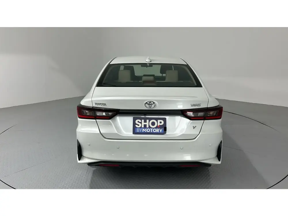 Toyota Yaris Y 2023