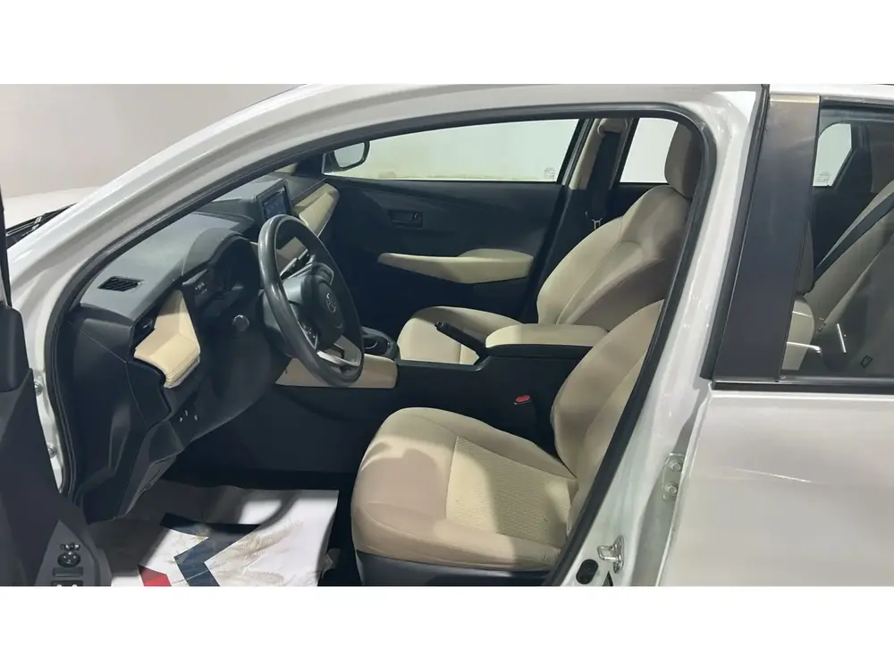 Toyota Yaris Y 2023
