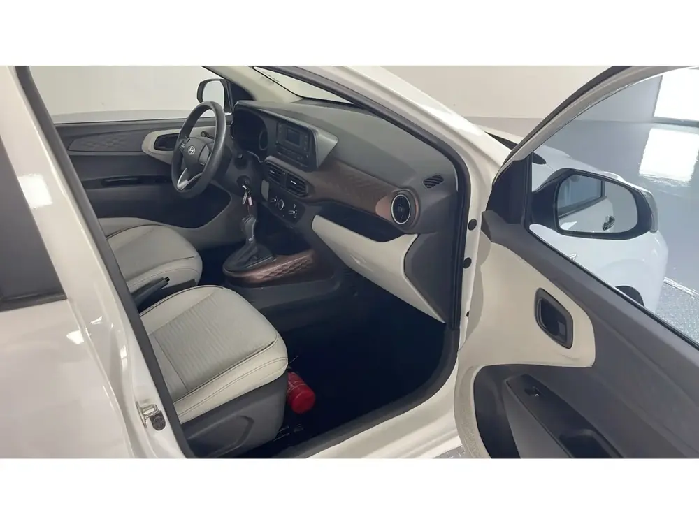 Hyundai GRAND i10 FLT 2024