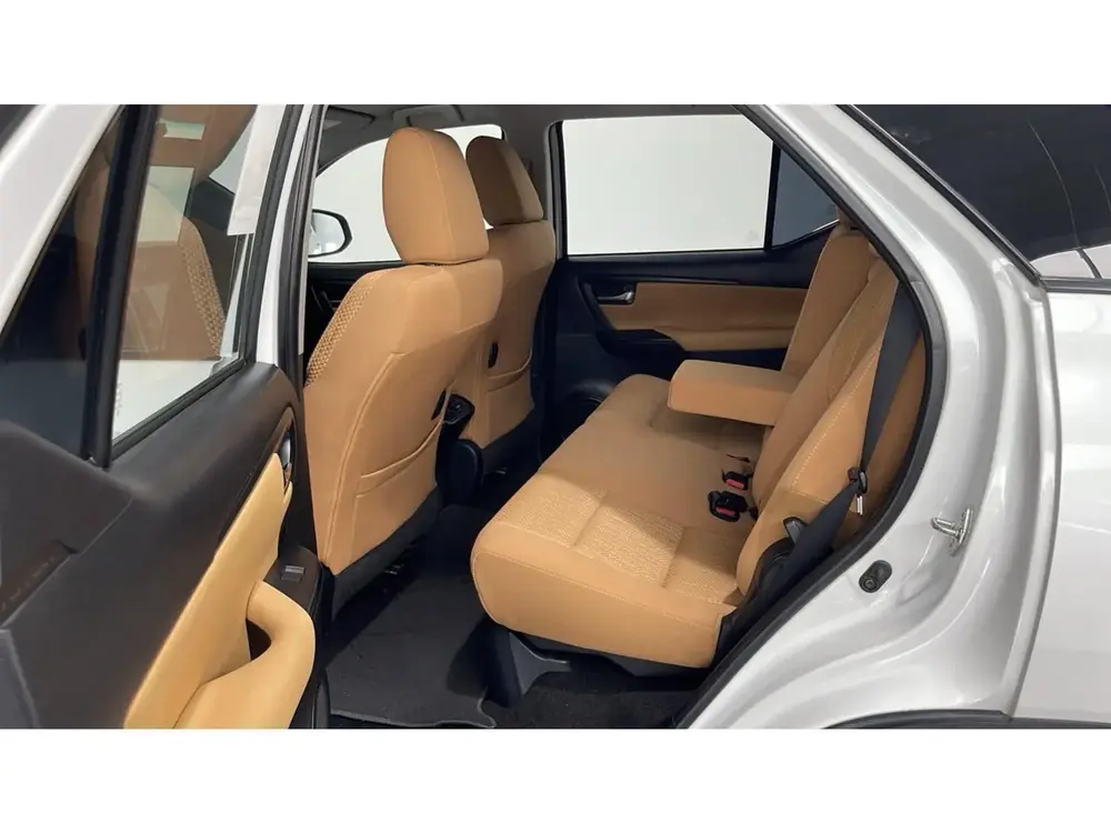 Toyota Fortuner GX2 4x4 2024