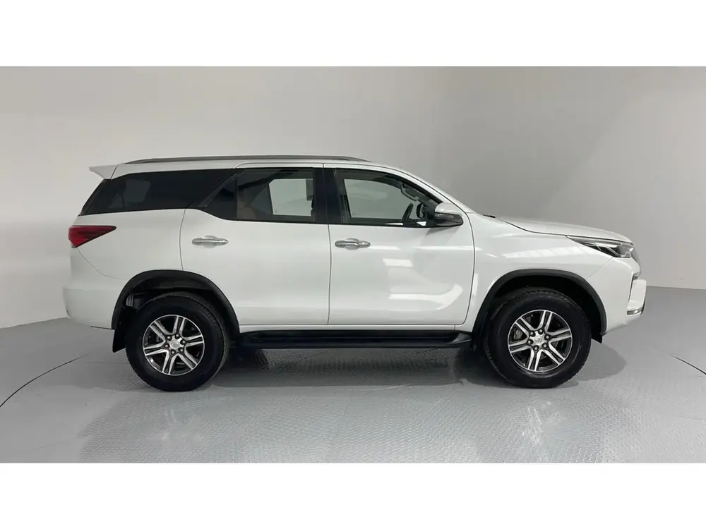 Toyota Fortuner GX2 4x4 2024