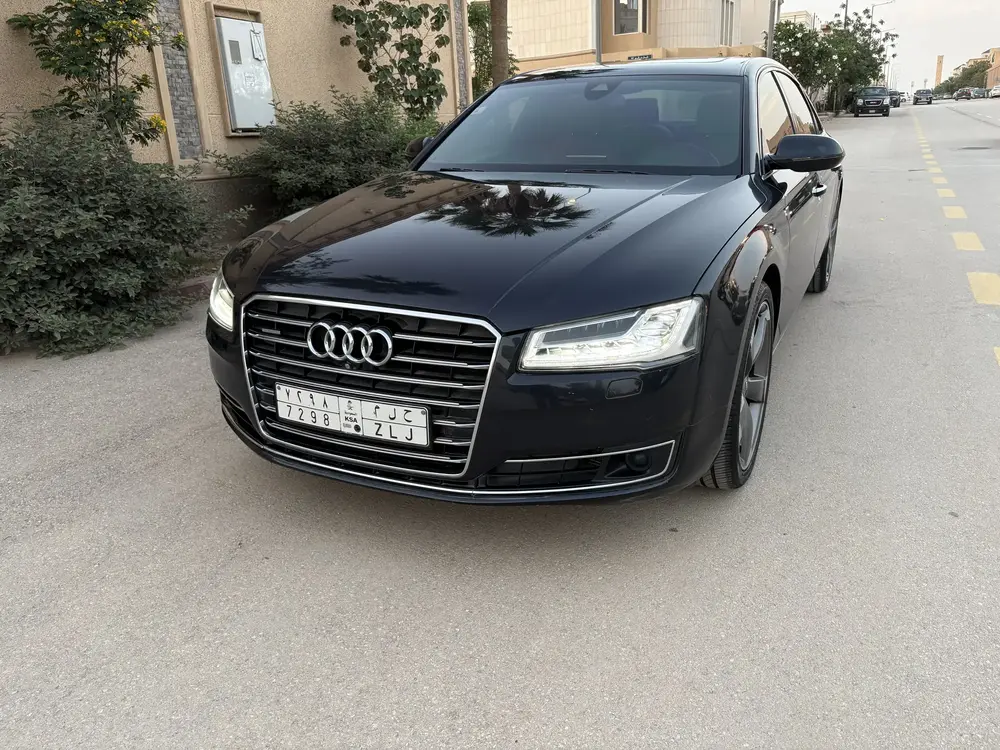 أودي A8L 2016