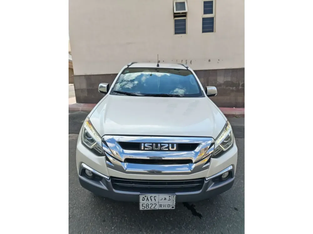 Isuzu MU-X 2020
