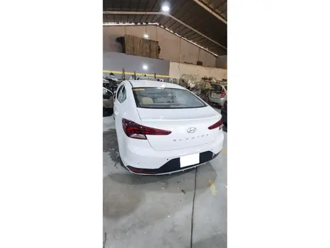 Hyundai Elantra 2020