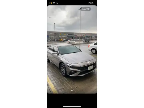 Hyundai Elantra 2024