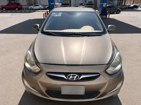 Hyundai Accent 2015