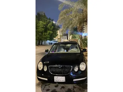 KIA Opirus 2009