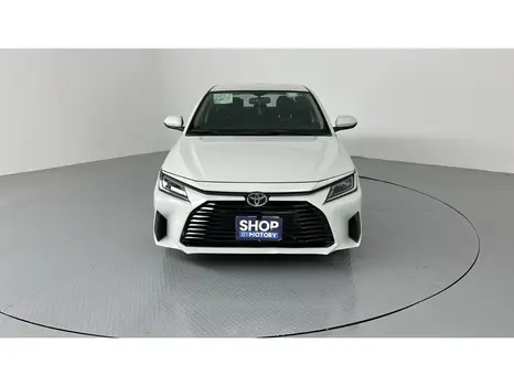 Toyota Yaris Y 2024