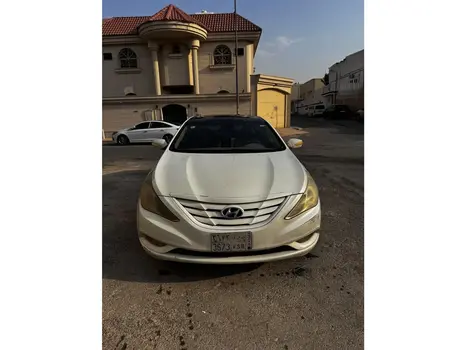 Hyundai Sonata 2011