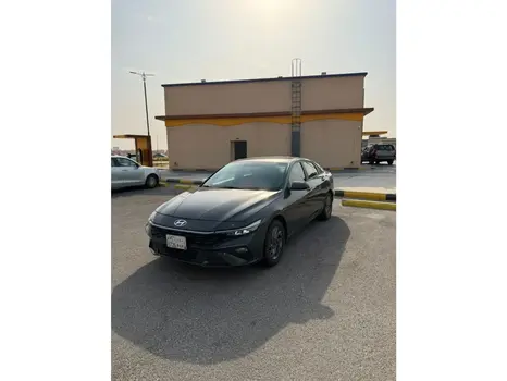 Hyundai Elantra 2024