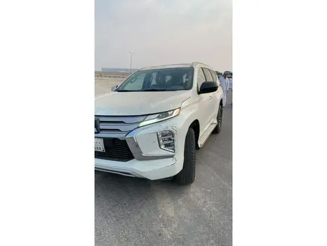 Mitsubishi MONTEROSPORT 2022