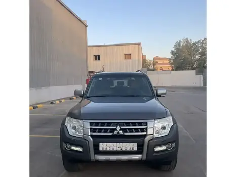 Mitsubishi Pajero 2017