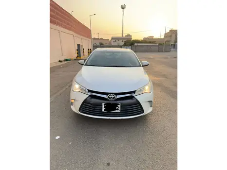 Toyota Camry 2016