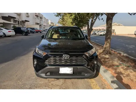 Toyota RAV4 2025