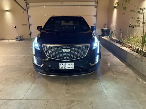 كاديلاك XT5 2021