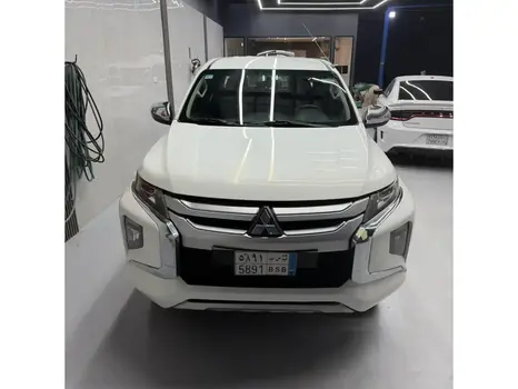 ميتسوبيشي L200 2020