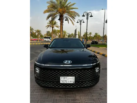 هيونداي أزيرا 2023