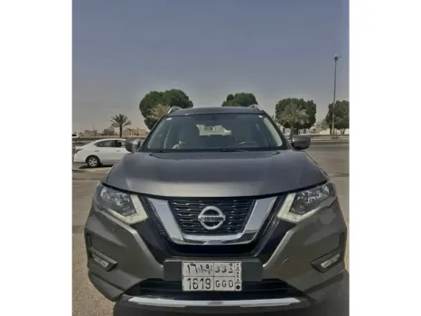 نيسان إكس-تريل 2020