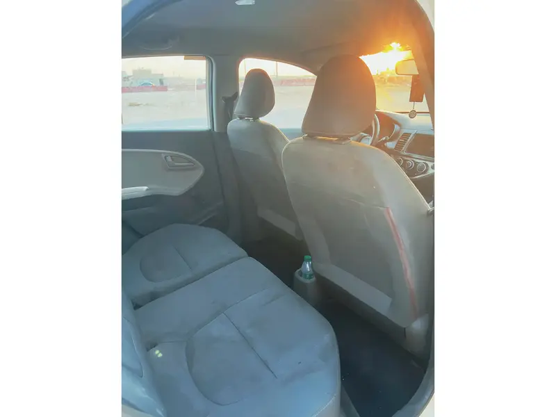 KIA Picanto 2016 12