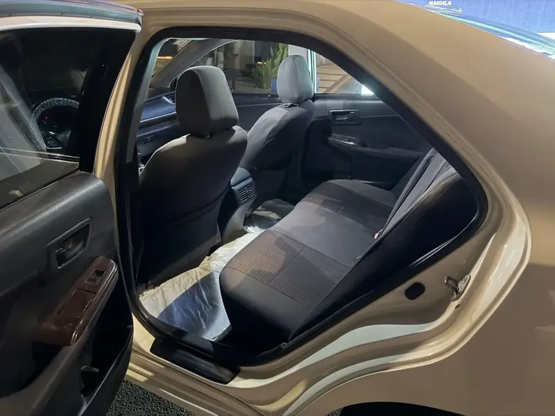 Toyota Camry 2014 5