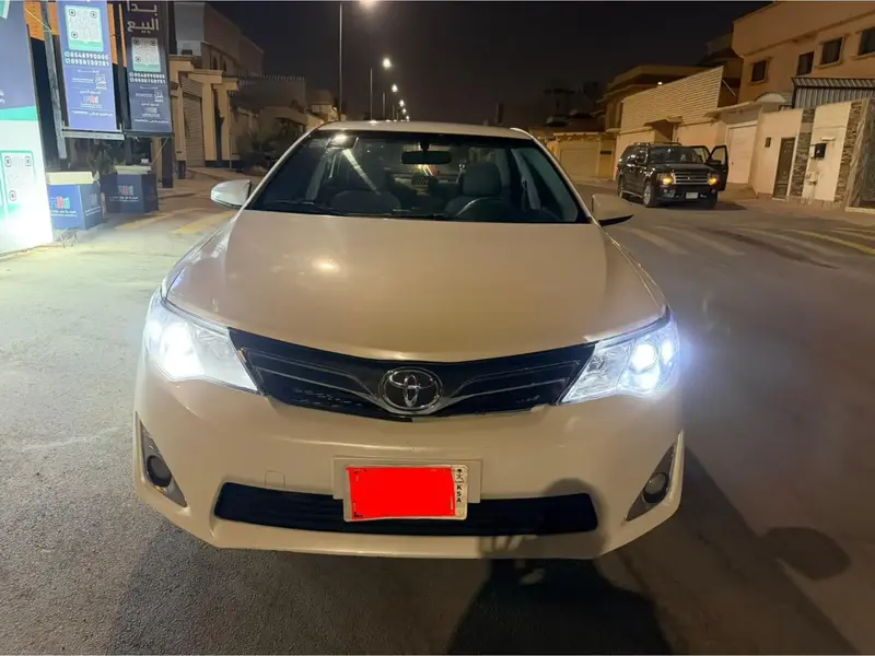 Toyota Camry 2014 1