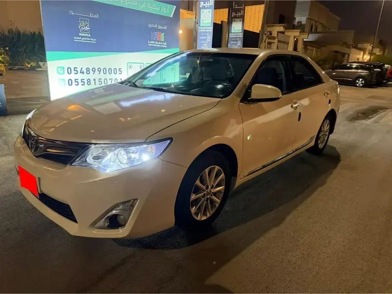 Toyota Camry 2014 12