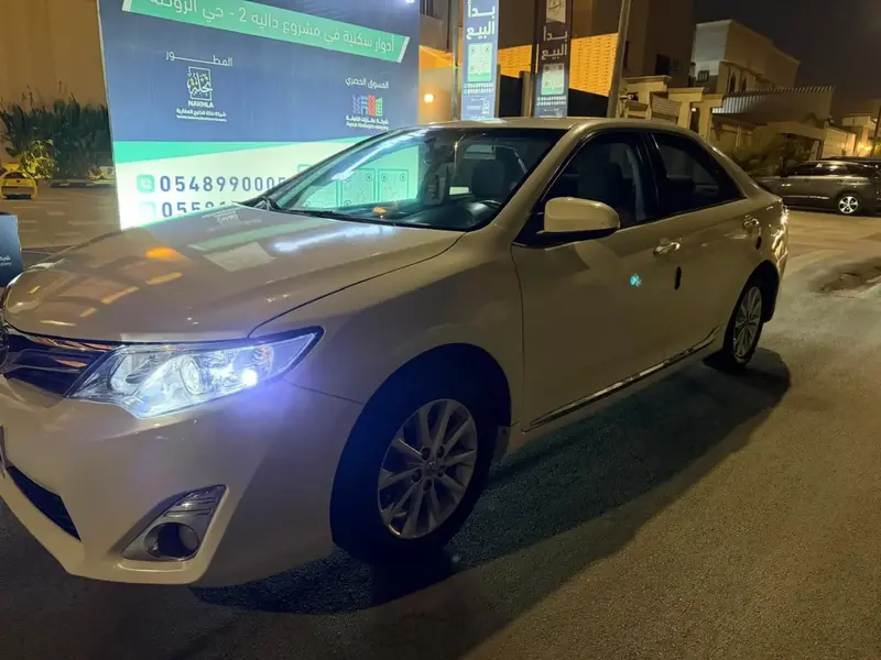 Toyota Camry 2014 13