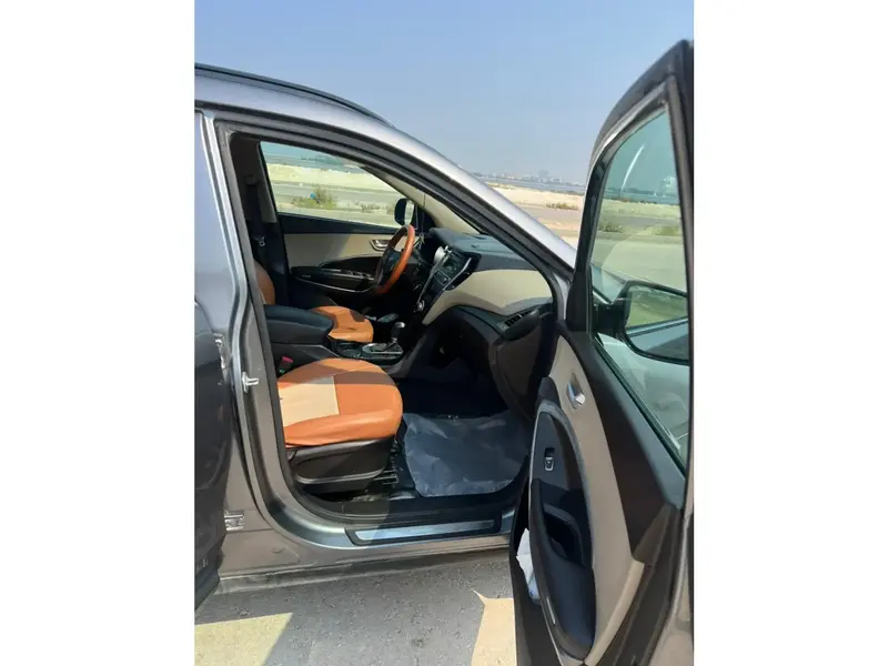 Hyundai SantaFe 2016 8