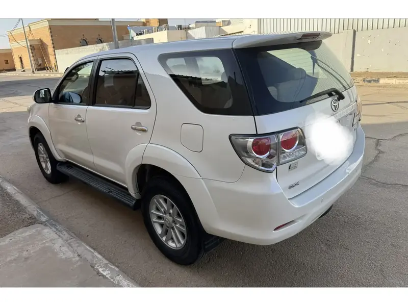 Toyota Fortuner 2015 8