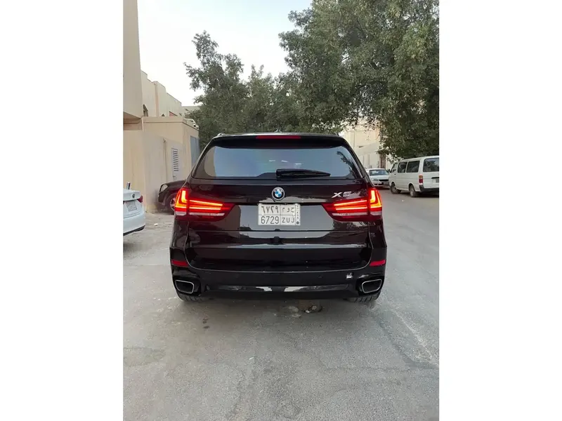 بي إم دبليو X5 2016 3